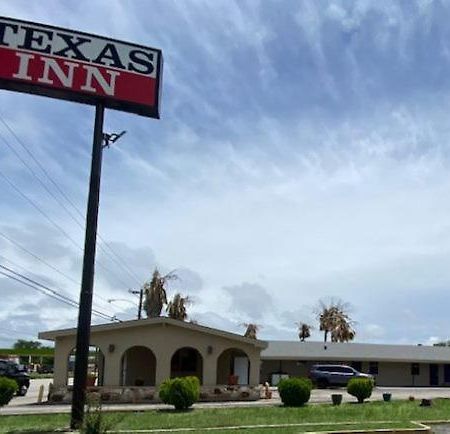 Texas Inn Сеґін Екстер'єр фото