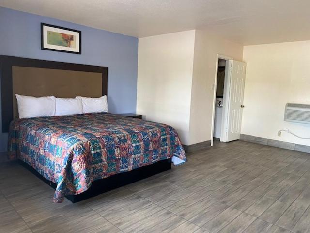 Texas Inn Сеґін Екстер'єр фото